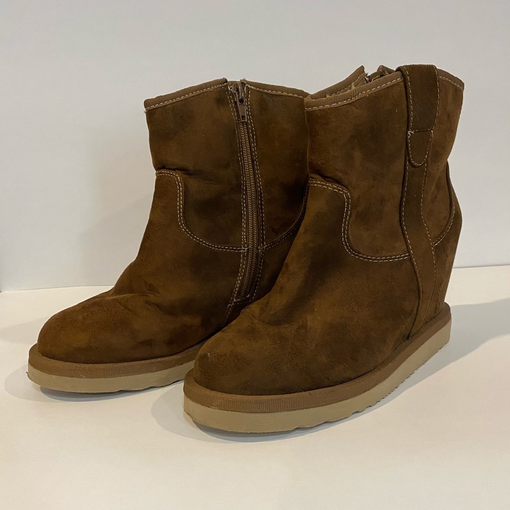Ankle spring boots